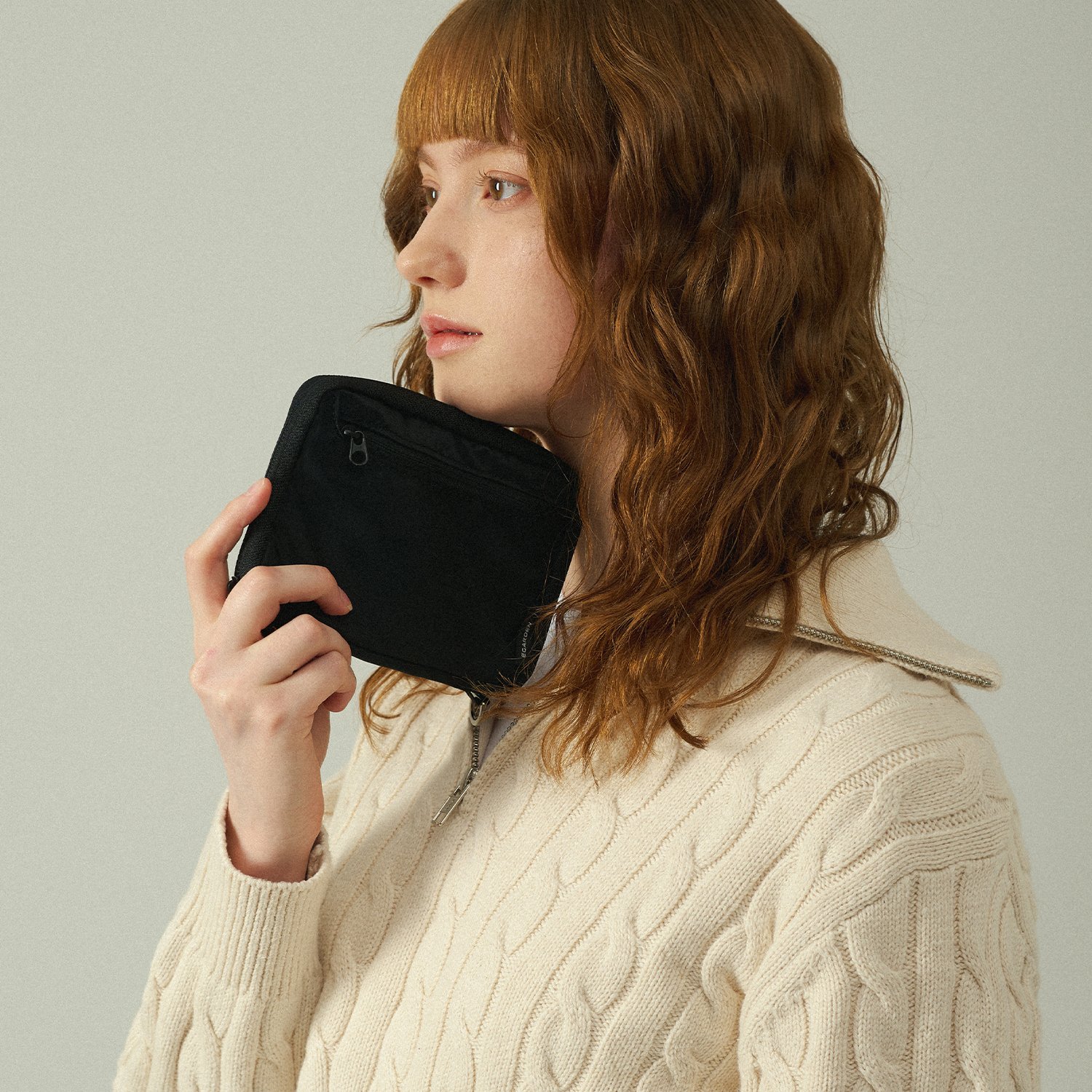 에가든 트래블러 패스포트 RFID 차단 안티스키밍 여행용 지갑 여행 여권 케이스 블랙 상세 이미지 2